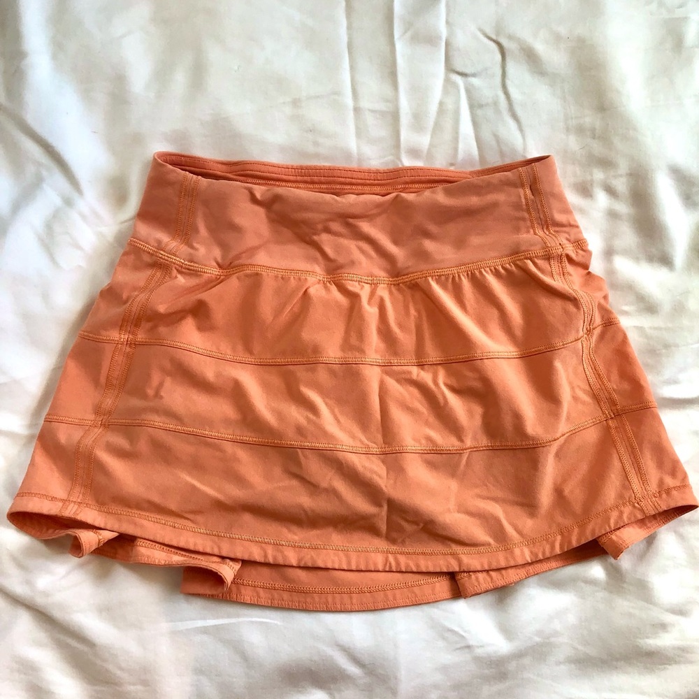 RARE lululemon pace rival skirt in GOLDEN APRICOT size 2